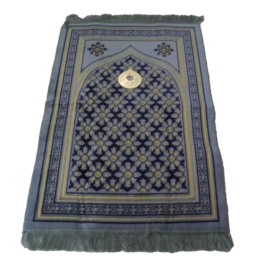 Tapis de prière rembourré avec boussole